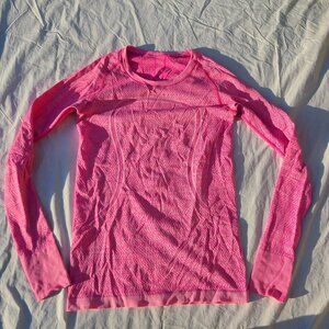 Lululemon Swiftly Tech Long Sleeve Crew - Heathered Jewelled Magenta - Size 8